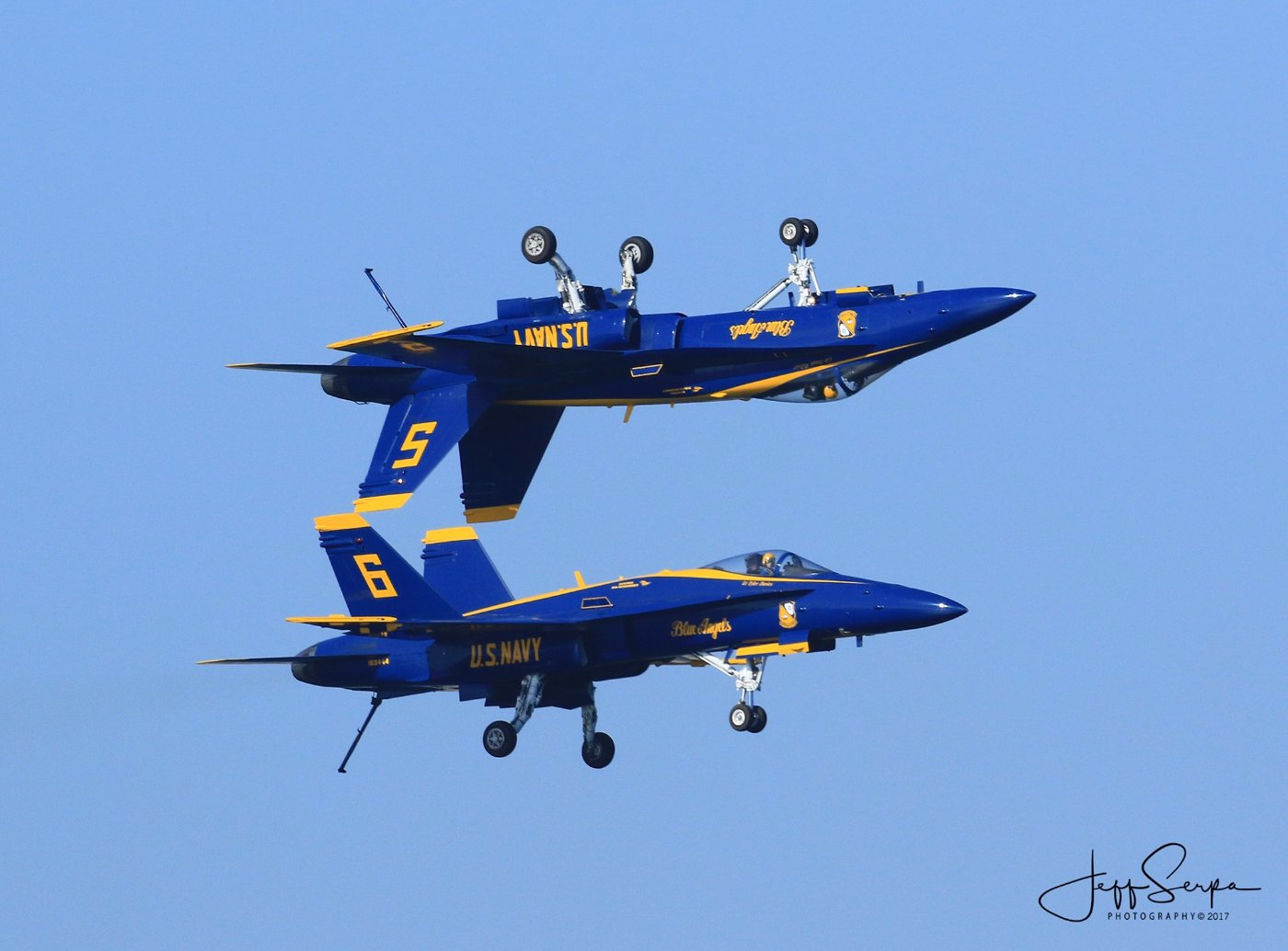 Lead Solo Blue Angel #5 Commander Frank Weisser and Opposing solo Blue Angel #6 Lieutenant Tyler Davies setting up for The Fortis