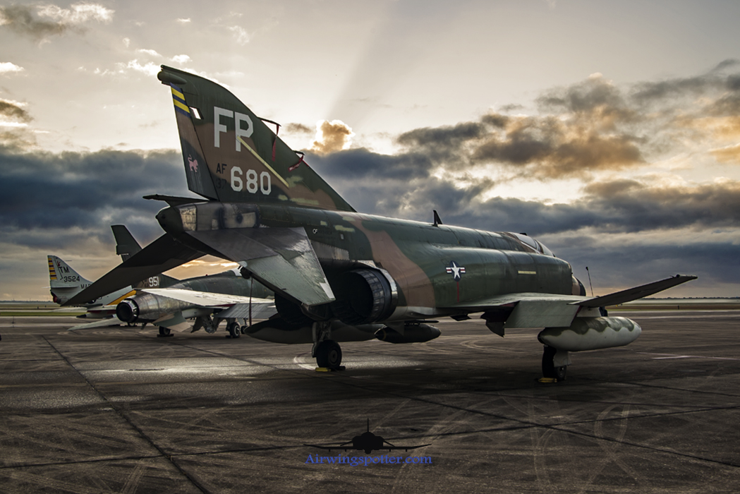 Wings over Houston F-4, F-100, TA4